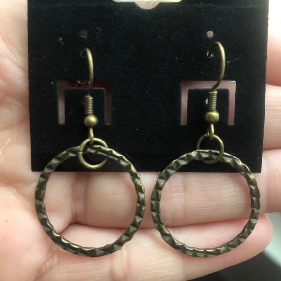 Handmade Earring - Picture 1 of 2